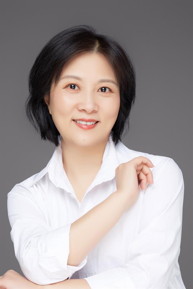 周偉君照片.jpg 周偉君照片.jpg