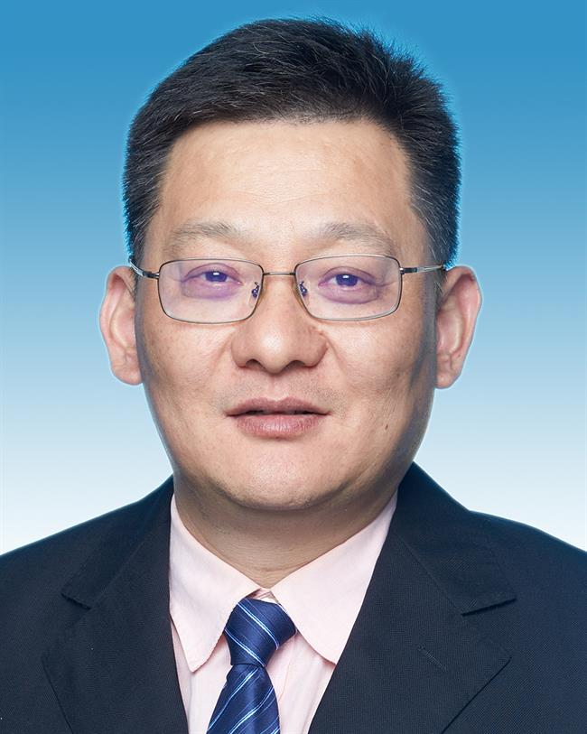 周應(yīng)中1寸照.png 周應(yīng)中1寸照.png